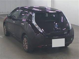 Электромобиль хэтчбек Nissan Leaf кузов AZE0 модифик X 80th Special гв 2015 — фото 2